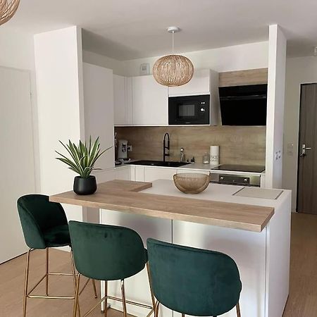 Superbe Appartement En Residence Avec Parking Le Mans Exterior photo